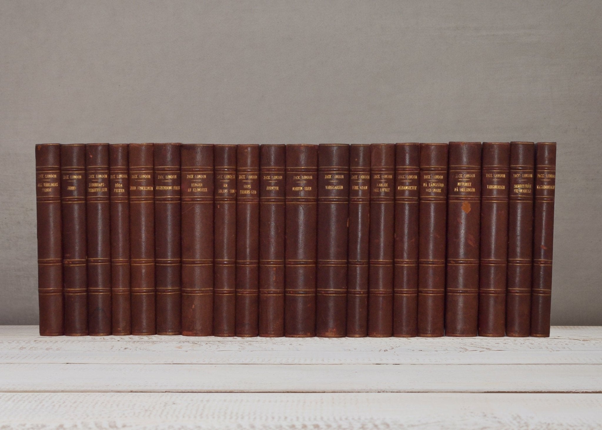 Antique Leather Bound Book Décor – Brown & Maroon Works of Jack London – Swedish - Brookfield Books