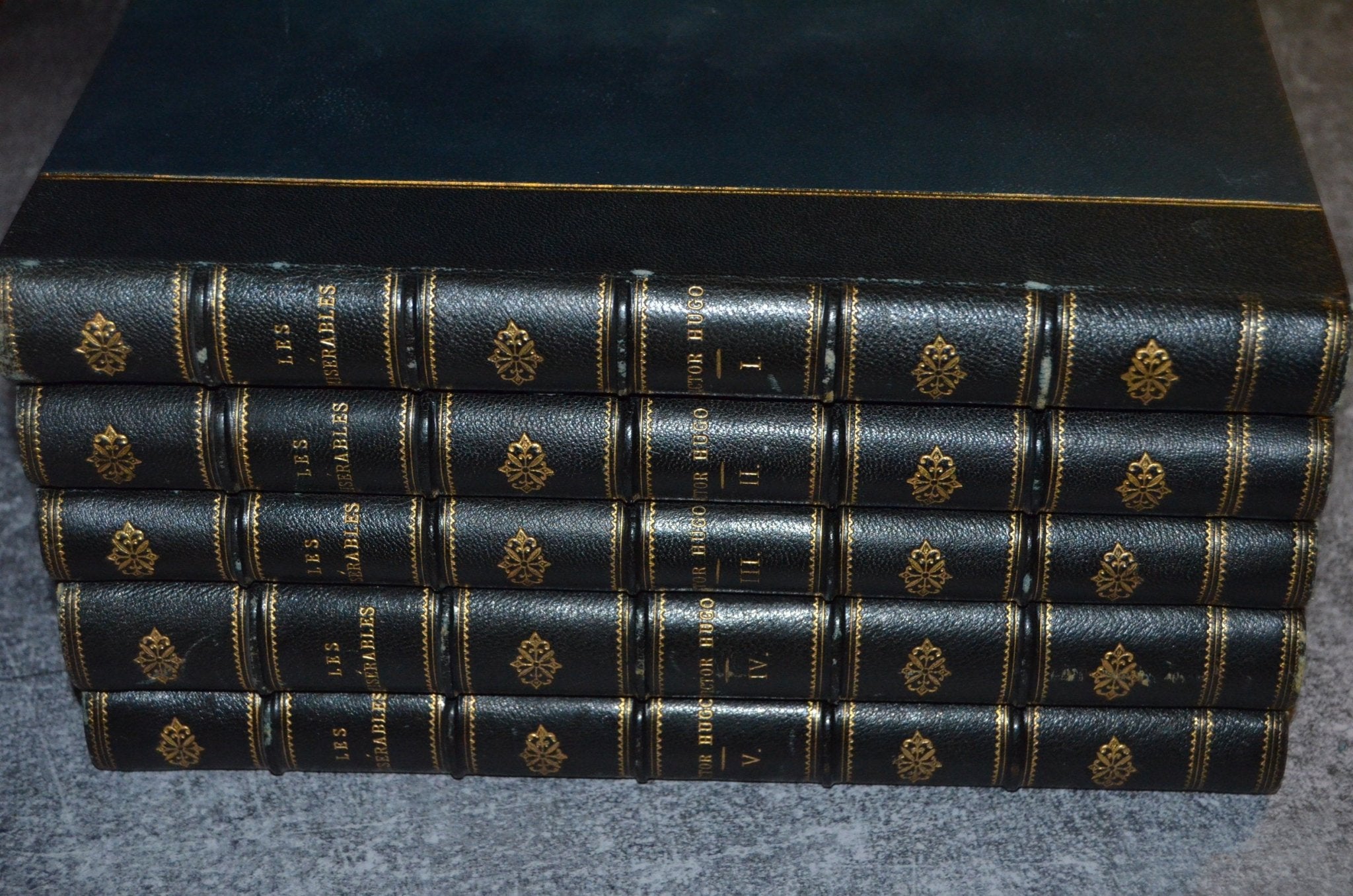 5 Volume Antique Leather Bound – Les Misérables by Victor Hugo 1862 - Oversize 11" x 8" - Brookfield Books