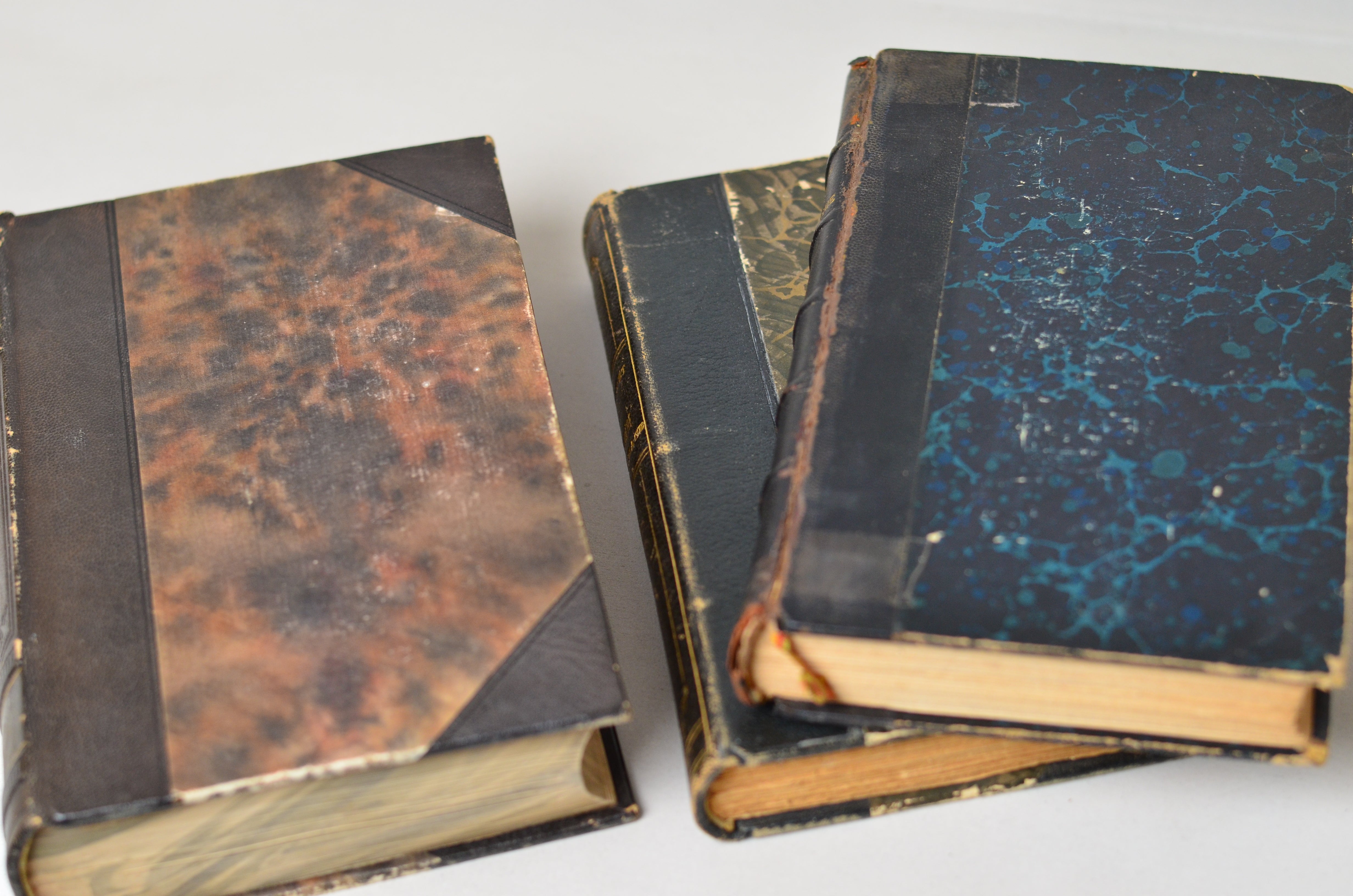 Black Antique Leather Book Set – 7 Books, Foreign Authors