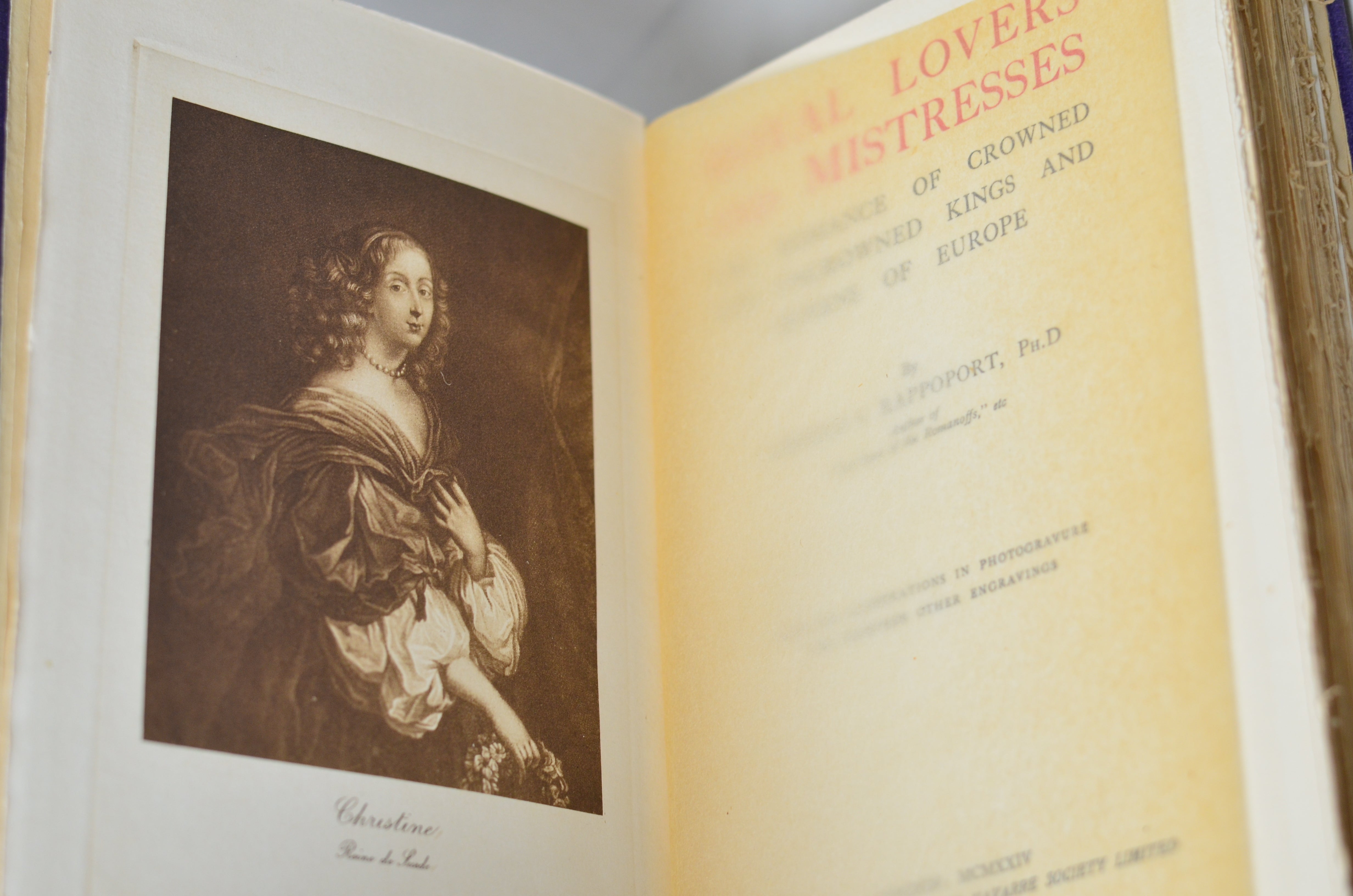 Pastel Antique Cloth Book Set – 6 Books, Royal Lovers and Mistresses