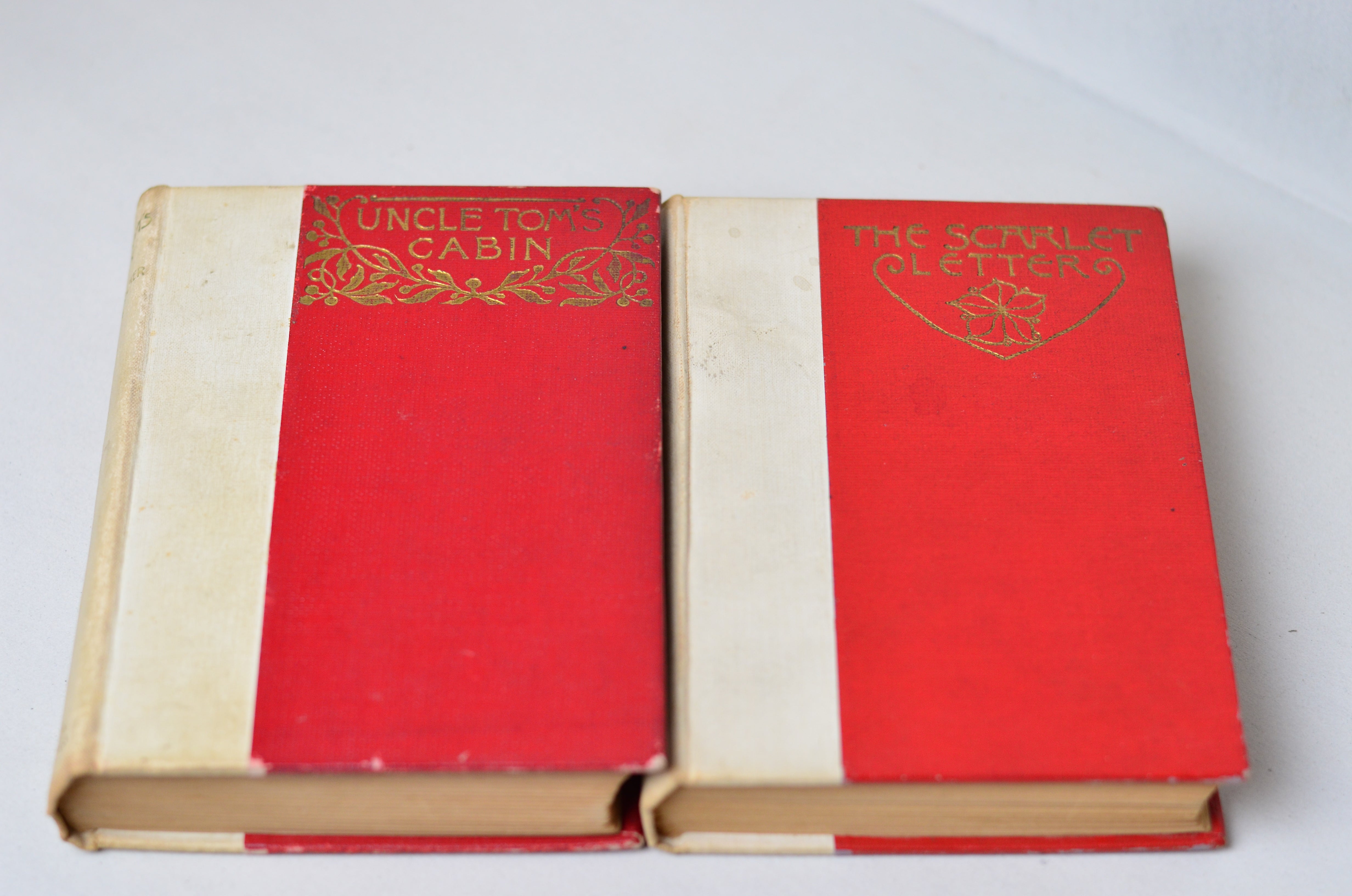 White Antique Cloth Book Set – 5 Books, Nathaniel Hawthorne, Harriet Beecher Stowe