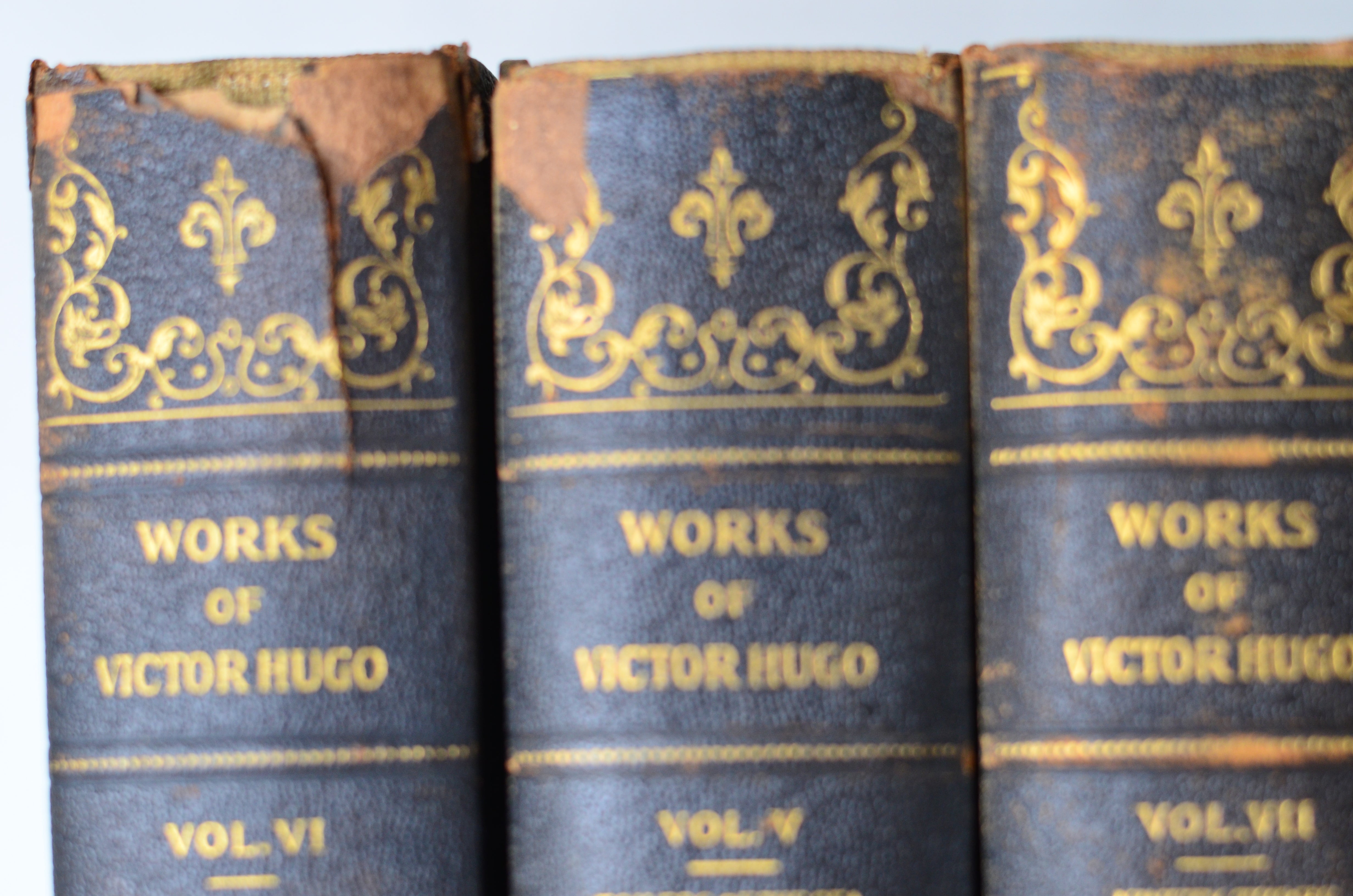 Black Antique Leather Book Set – 4 Books, Victor Hugo