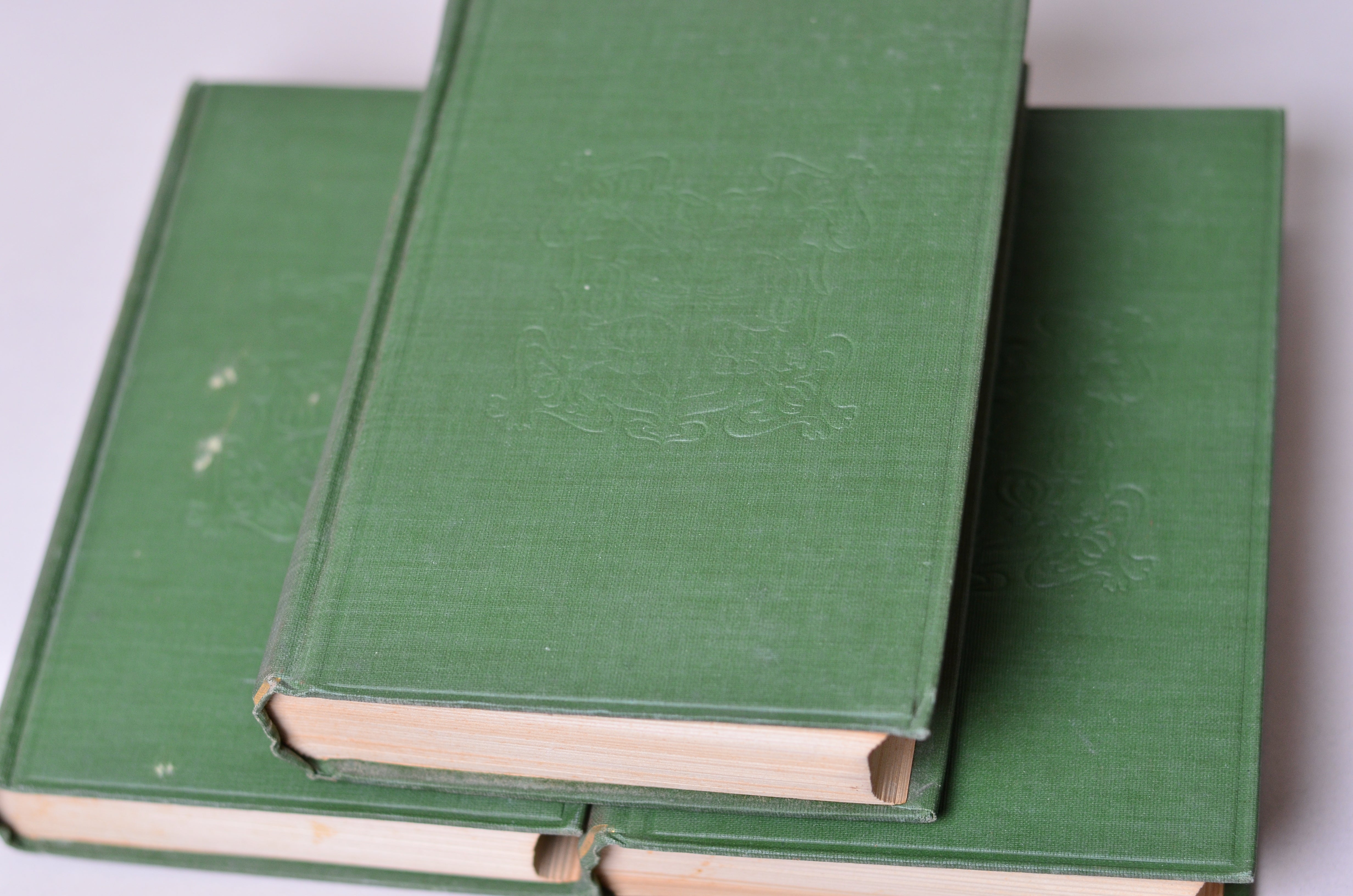 Green Antique Cloth Book Set – 7 Books, Charles Dickens