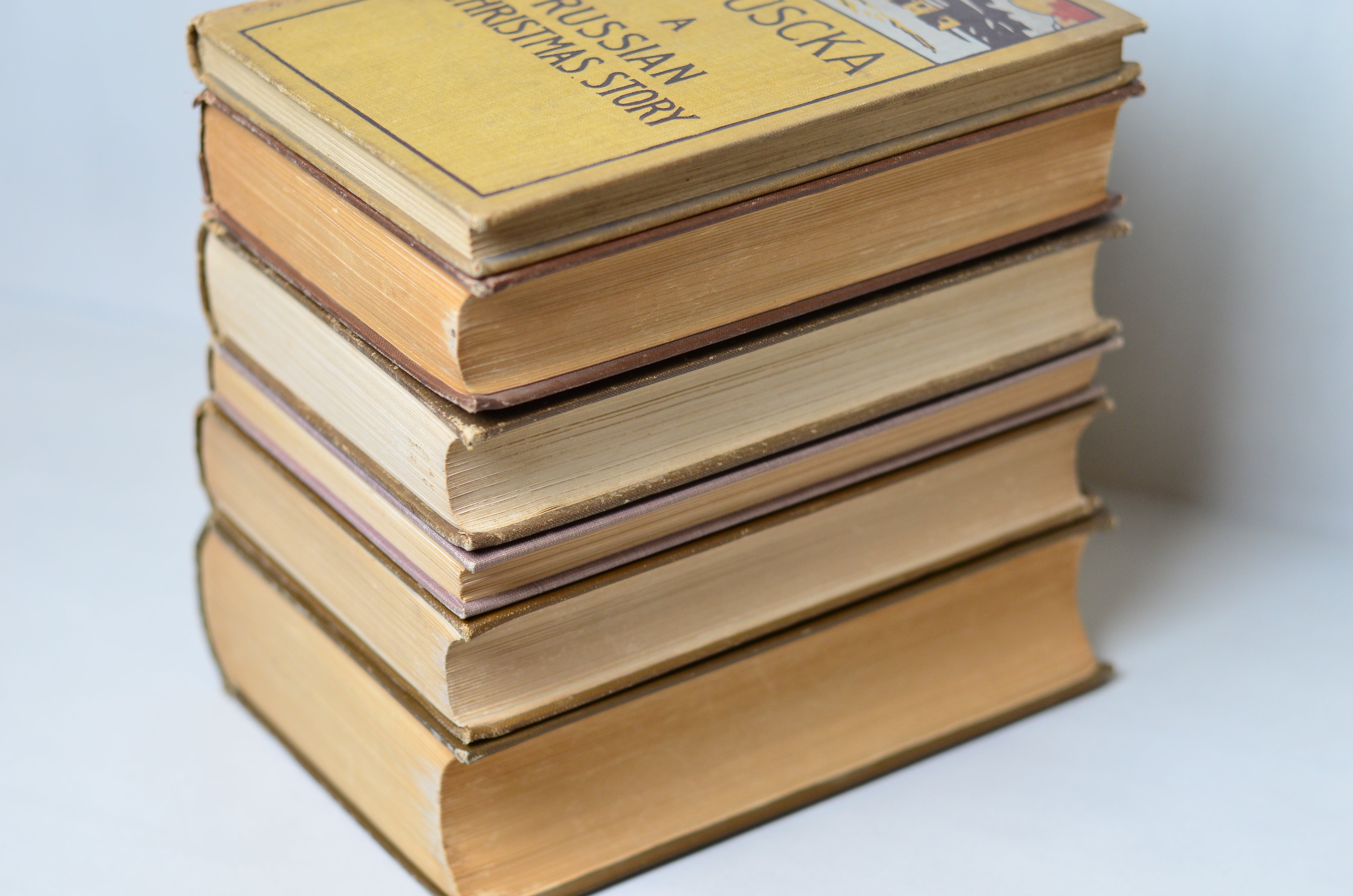 Light Brown Antique Cloth Book Set – 6 Books, J. M. Barrie, Bartlett's Quotations