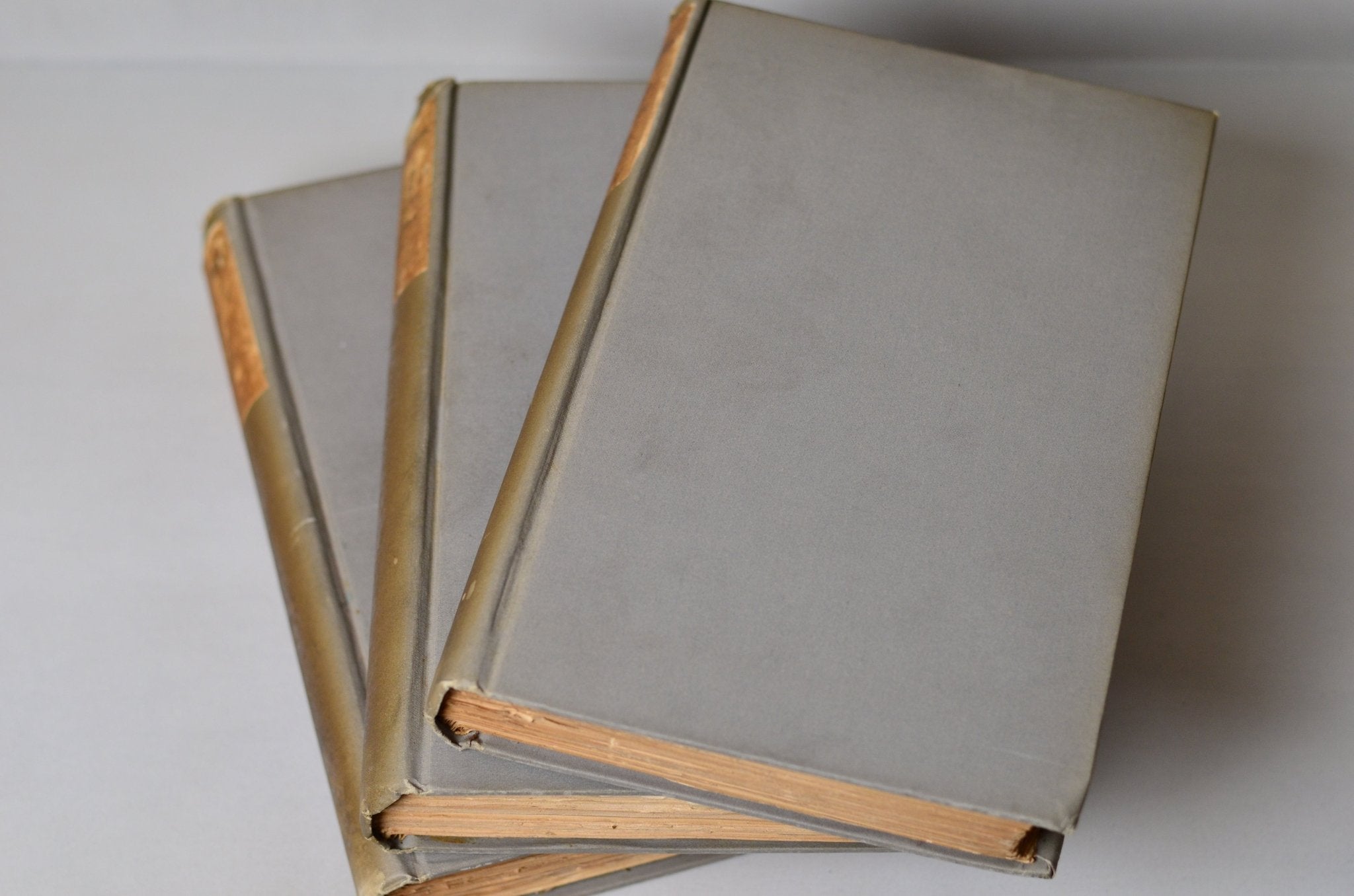 Antique Cloth Bound Book Décor - Olive Brown, William Thackeray - Brookfield Books