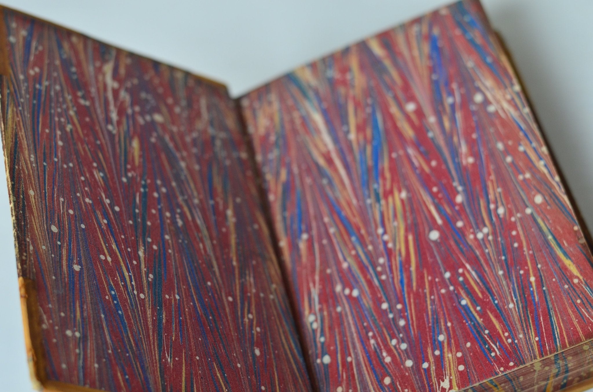 Antique Leather Bound Book Decor - Carmel Brown, Joseph Addison - Brookfield Books