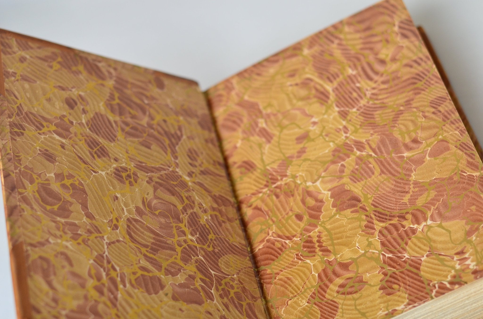 Antique Leather Bound Book Decor - Carmel Brown, William Makepeace Thackeray - Brookfield Books