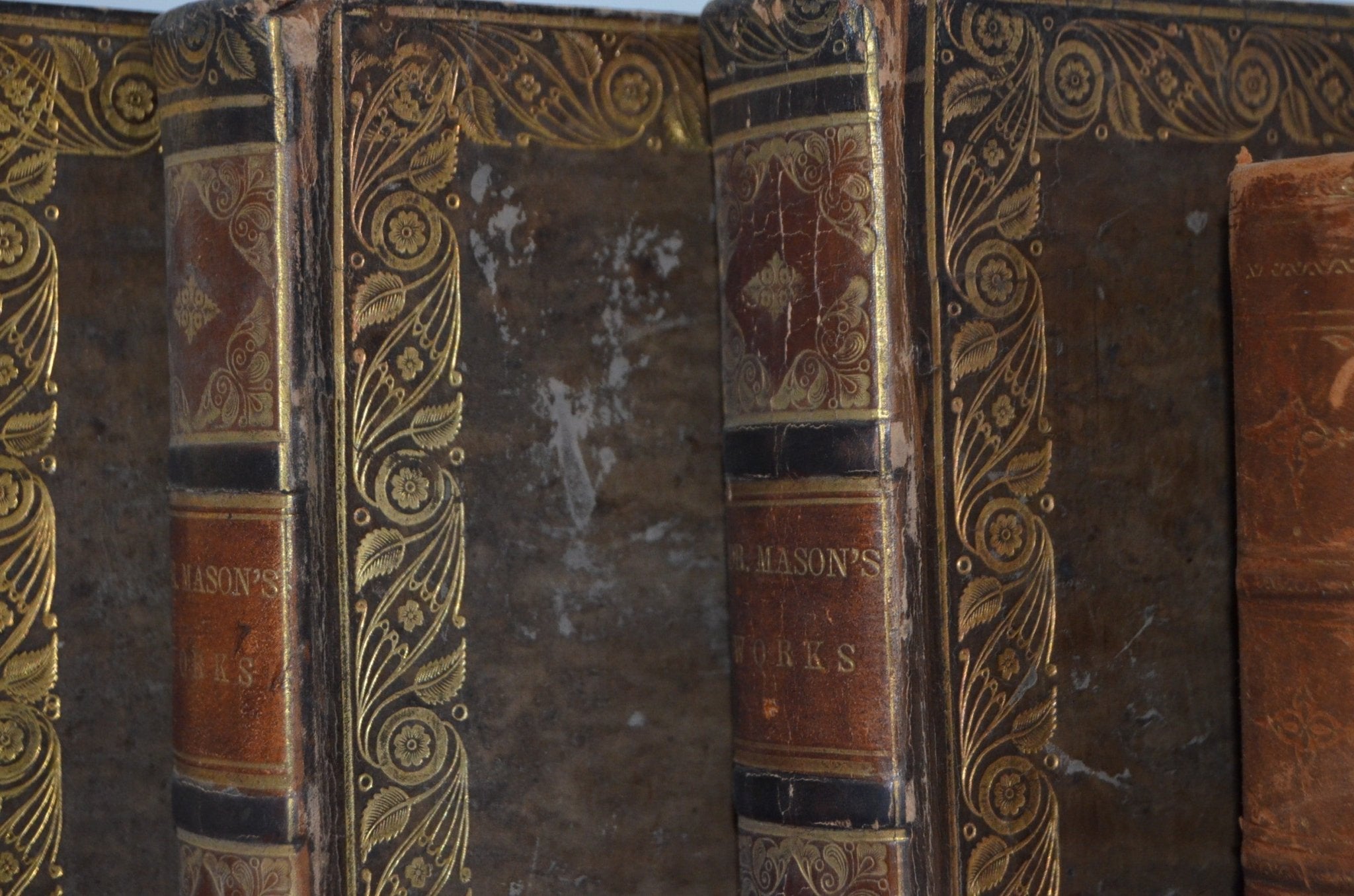 Antique Leather Bound Book Décor – Carmel Brown - Alfred Lord Tennyson - Brookfield Books